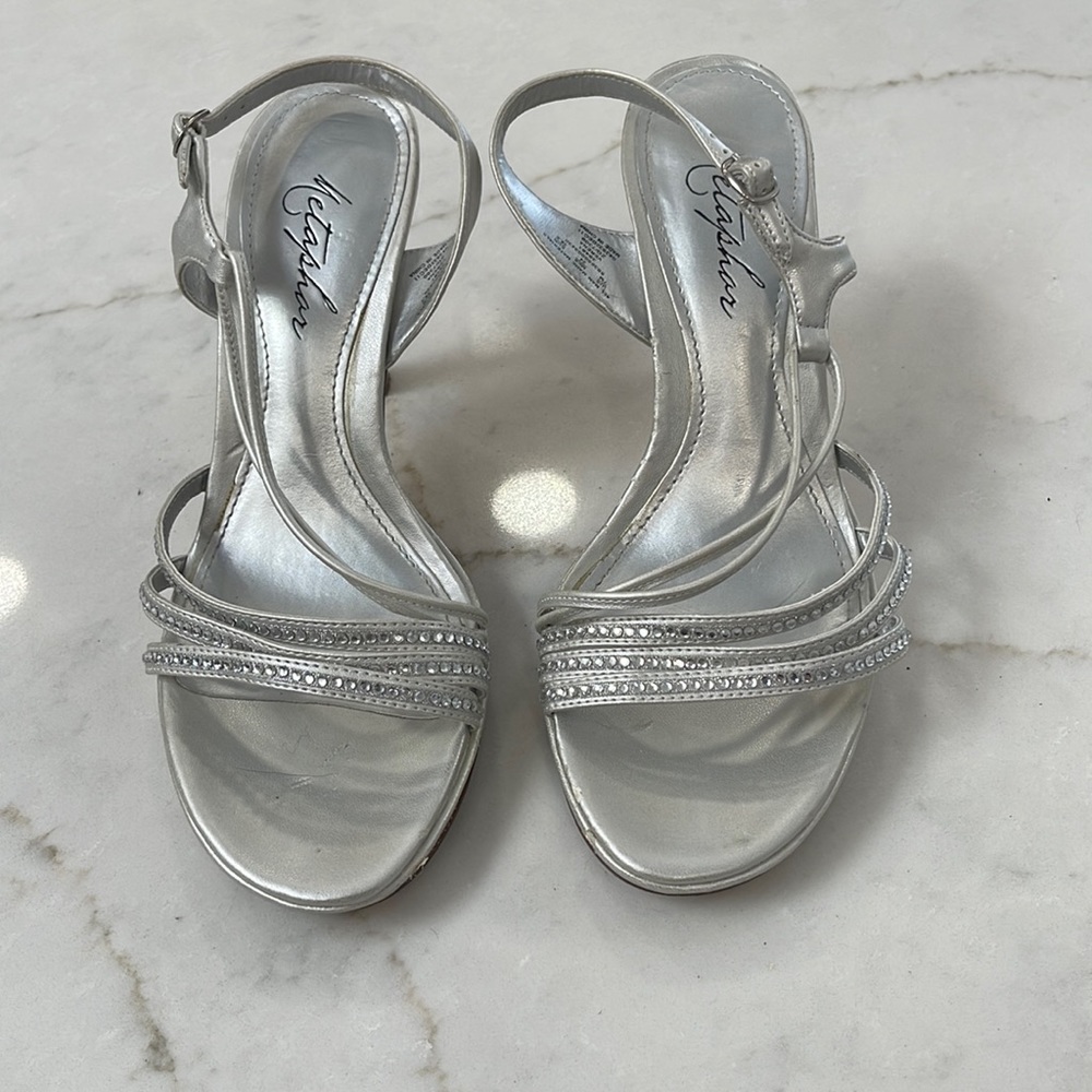 Metaphor silver and rhinestone sandal